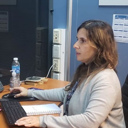 cropped-Alejandra-Carreras-Gerente-Proyecto.jpg